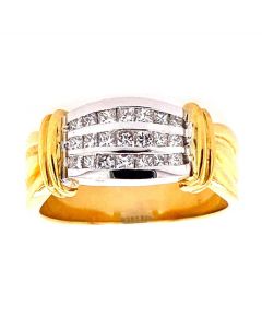 0.46 Ct. Total Weight Round Brilliant Cut Diamond Ring.