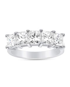 18Kt White Gold 5 Princess Cut Diamonds 2.68 Carat Total Weight Wedding Ring.